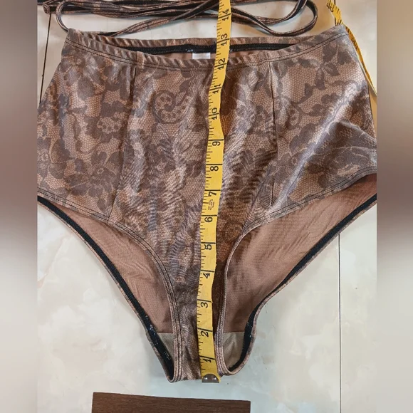 American Apparel high waisted bikini - Picture 5 of 8